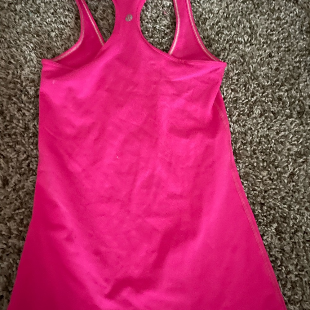 lululemon tank top